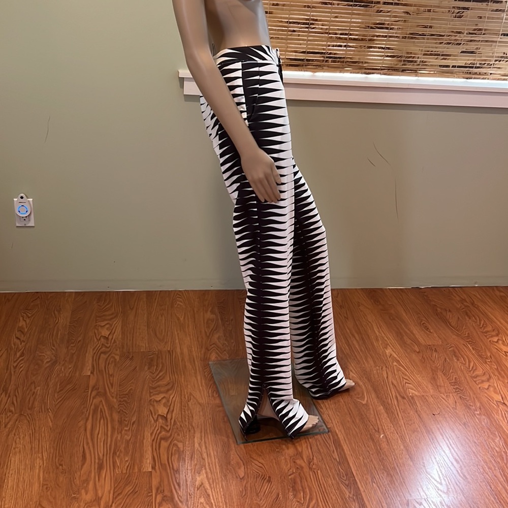 Akira Fun Zebra Print Pants With Slit At Cuff Bottom XL - Picture 3 of 9